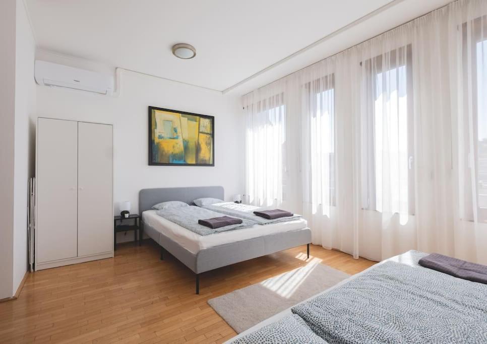 Bright Downtown Balcony Retreat Διαμέρισμα Βουδαπέστη Εξωτερικό φωτογραφία