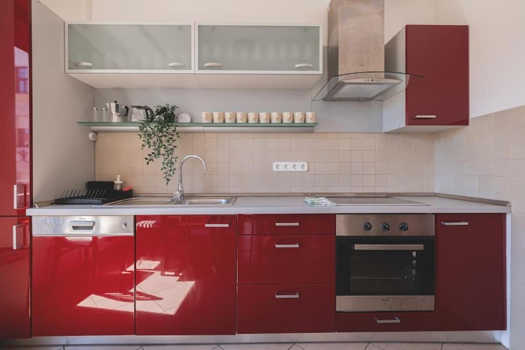 Bright Downtown Balcony Retreat Διαμέρισμα Βουδαπέστη Εξωτερικό φωτογραφία
